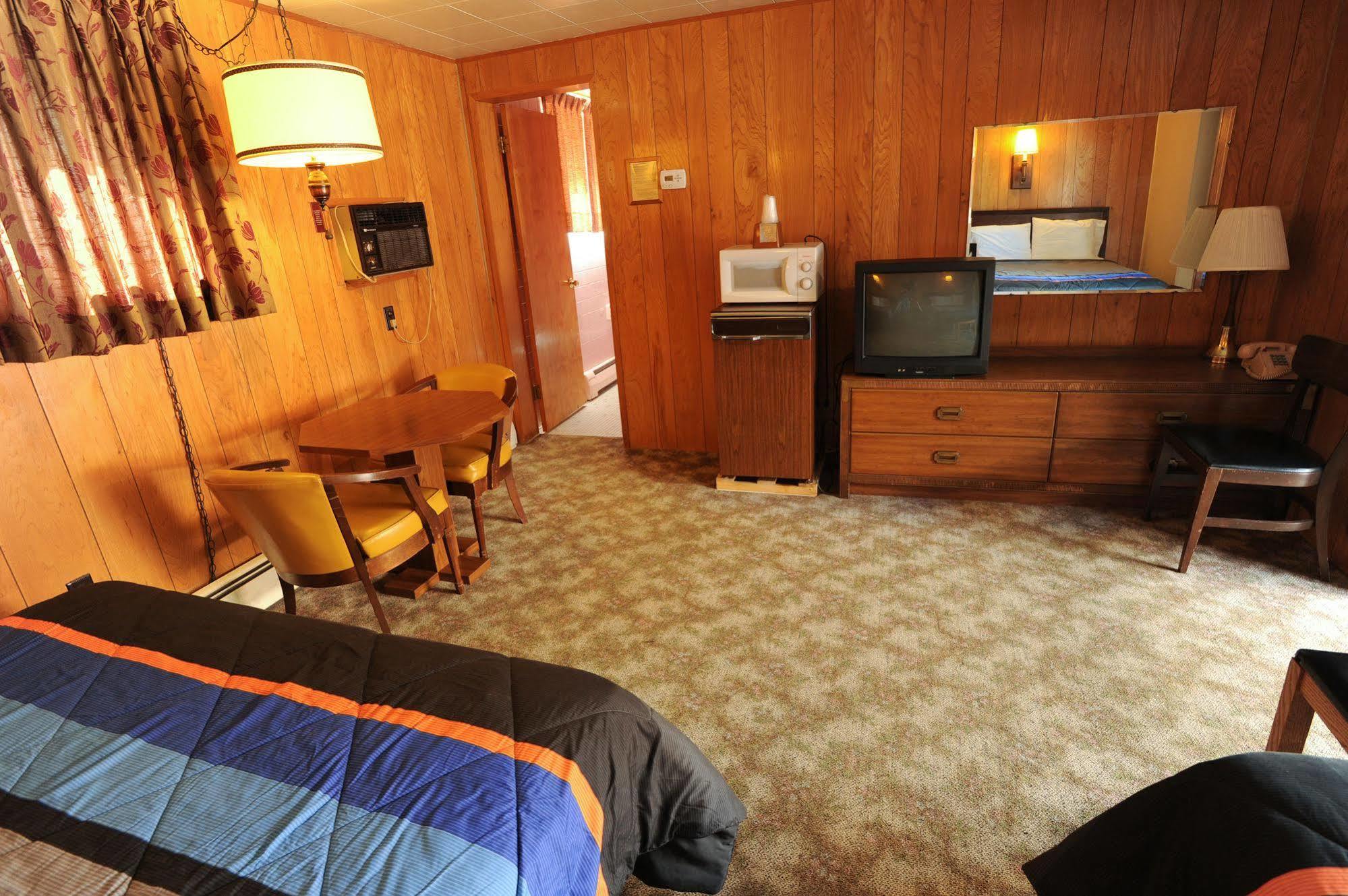 Mid-City Motel Sault Ste. Marie Exterior photo